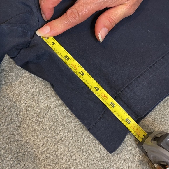 🛍Talbots Navy petite shorts - Picture 7 of 9